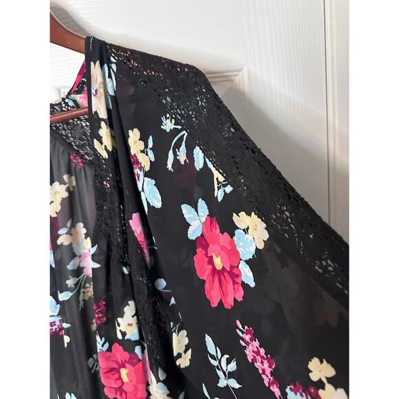 Torrid Plus Size Vintage Floral Shirttail Flowy Boho Kimono Cardigan 0/1 1x - Picture 2 of 5